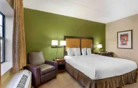 Studio 6 Corporate Extended Stay Chicago Lisle IL