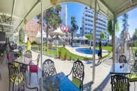 Flamingo Beach Hotel