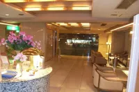 Hotel New Green Tsubame Sanjo فنادق في سانجو