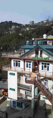 Om Niwas Homestay - Bed and Breakfasts