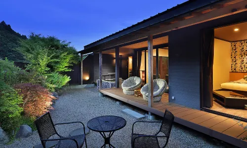 Open-Air Baths in All Rooms. Independent Cottages - Kanon