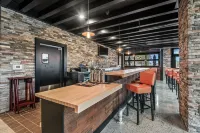 Cobblestone Hotel & Suites - Cullman - bar