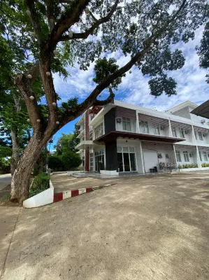 Bambu Suites