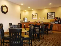 Comfort Inn & Suites - breakfast