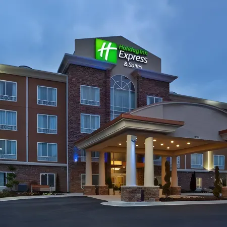 Holiday Inn Express & Suites ATLANTA ARPT WEST - CAMP CREEK by IHG