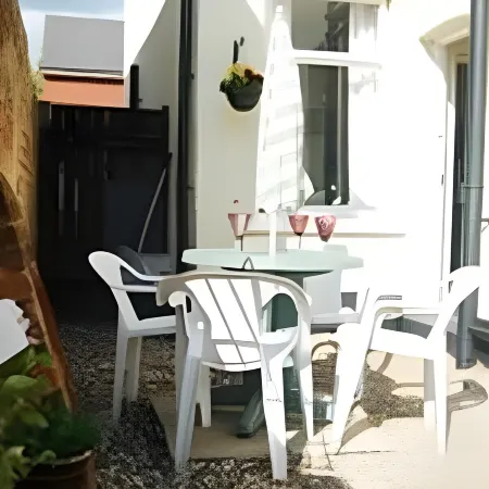 The Railway Sleeper Lodge