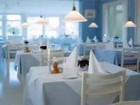 Hjorths Badehotel Hotels in Albaek
