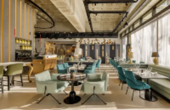 ฟิรสต์เนม บอร์โด - ส่วนหนึ่งของ JdV โดย Hyatt