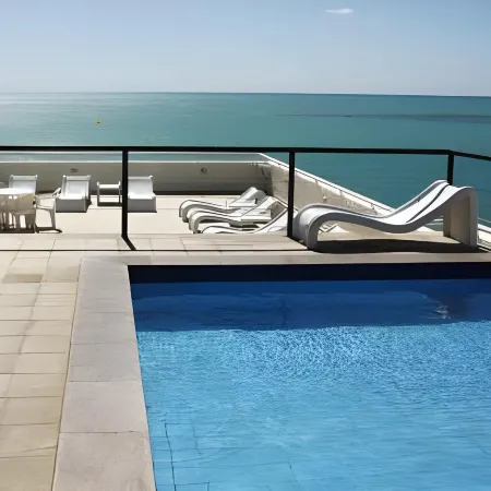 Pajuçara Praia Hotel