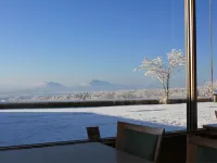 Kuju Kogenso Hotel - Bergblick