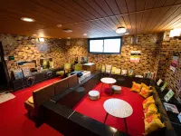 Hotel New Moustache Hotels near Abe River
