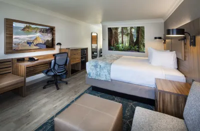 Best Western Plus Humboldt Bay Inn Отели рядом с достопримечательностью «Заказник Гумбольдт Бэй Нешнел»