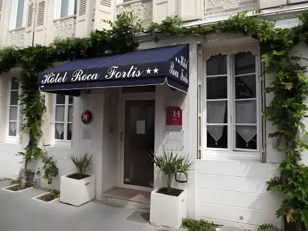 The Originals Boutique, Hôtel Roca-Fortis, Rochefort Отели в г. Пон-л'Аббе-д'Арну