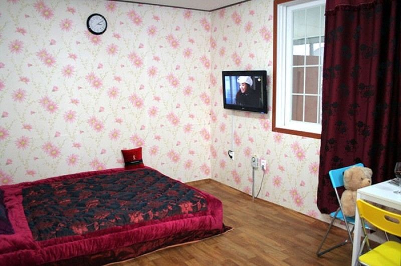 1. 청송 얼음골펜션..