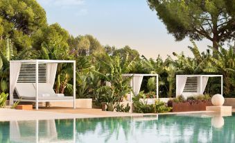 The St. Regis Mardavall Mallorca Resort