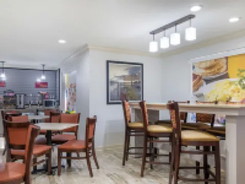 Best Western Plus Lake Lanier Gainesville Hotel  Suites Hotels in Hall County