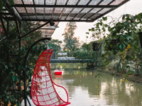 คลองคาเฟ่แอนด์รีสอร์ท โรงแรมในอำเภอ ธัญบุรี
