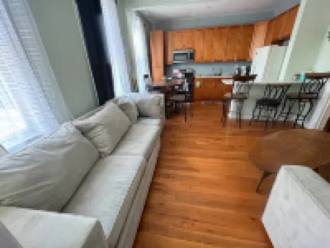 Huge 3 Bedrooms Apt 15 Minutes to NY City