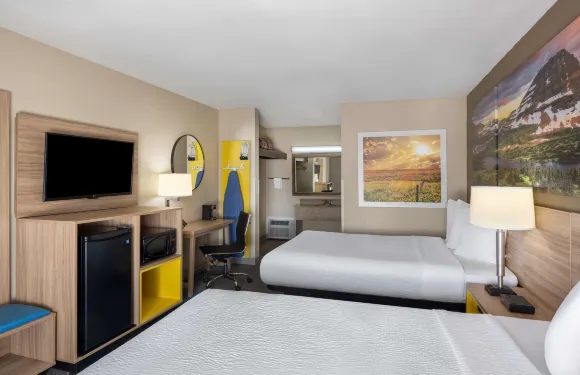 克拉馬斯福爾斯温德姆戴斯酒店