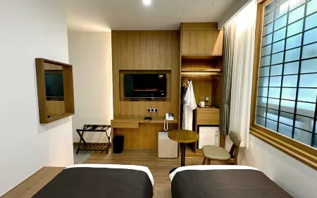 Commodore Hotel Pohang Отели рядом с достопримечательностью «Пхоханский университет науки и технологии»