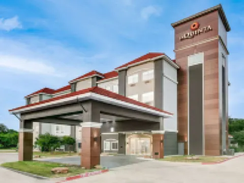 La Quinta Inn & Suites by Wyndham Decatur Hoteles en Condado de Wise