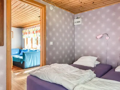 Stenfors Hotels near Solsidan i Mossbrohult