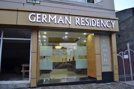 Hotel German Residency , Srinagar Отели в г. Шринагар