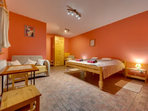 Gościniec Pod Dwoma Sercami Отели в г. 