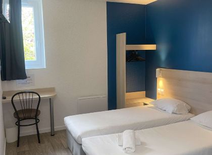 Kyriad Direct Dreux