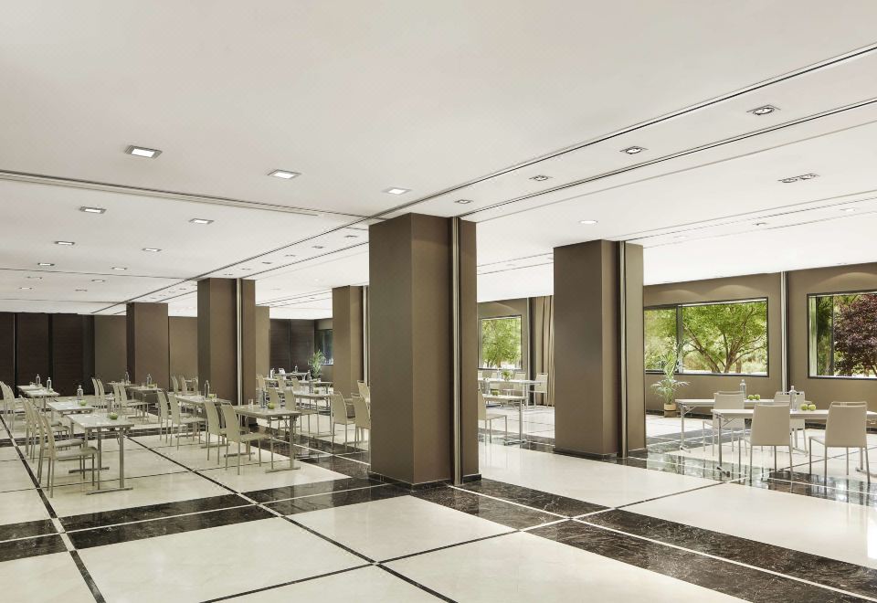 NH 마드리드 리베라 델 만자나레스