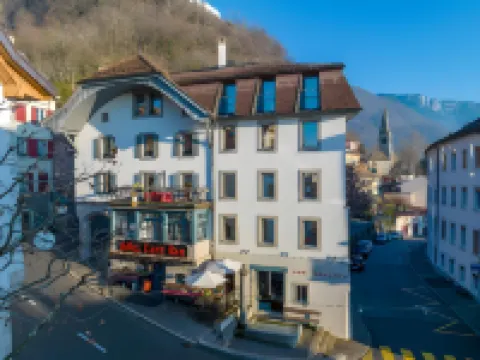 蒙特勒莎啦啦飯店 皇后樂隊錄音棚附近的飯店