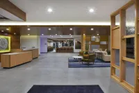 Fairfield Inn & Suites Flint Grand Blanc - parking