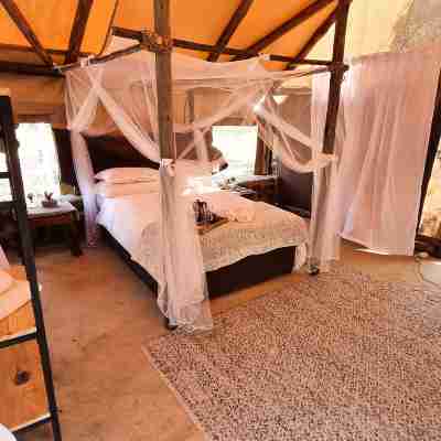Luxurious Bush Tent! Rooms
