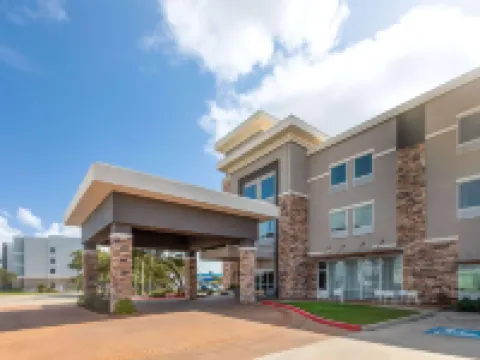 La Quinta Inn & Suites by Wyndham Rockport - Fulton Hotels in Rockport