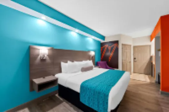 Howard Johnson by Wyndham Jackson