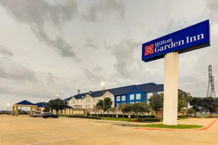 Hilton Garden Inn Fort Worth/Fossil Creek Отели в г. Форт-Уэрт