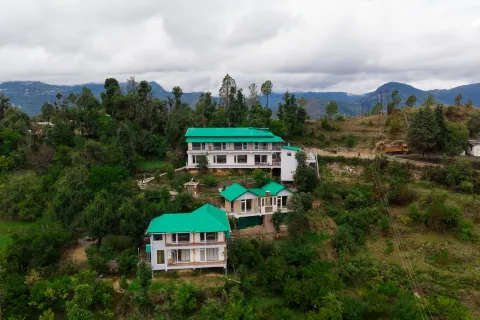 Shree Parijat Resort - Luxury Resort in Mukteshwar