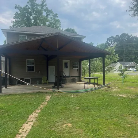 Convenient 35 minutes from Rock City, Ruby Falls, Incline Railway and much more.