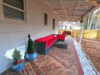 The Vista / Luxe • Upscale • Immaculate • Spacious Hotel a Center Point