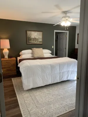 Entire home located near Eureka Springs, Branson and Northwest Arkansas Corridor