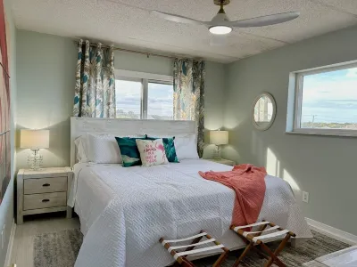 Oceanfront Penthouse Suite, 2 King Beds, Exquisite Beach Views, Newly Renovated Hotels near Egan's Creek Park