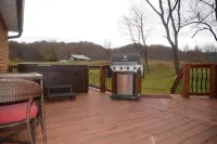 Cottage New River National Park 3 Minutes to the Bridge. Renovated & Hot Tub.