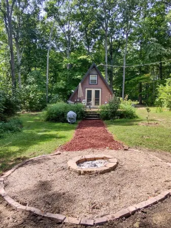 Pet Friendly A-Frame Cabin @ Dawson Lake/Moraine View State Park