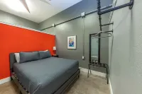 Unique 2 Bedroom Condo | Near New Bern Waterfront