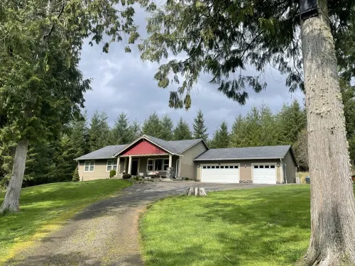 Countryside Retreat 5 minutes from Chehalis- great for families and teams!
