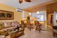 Stunning Oceanfront Condo In Prefect Location With A/C