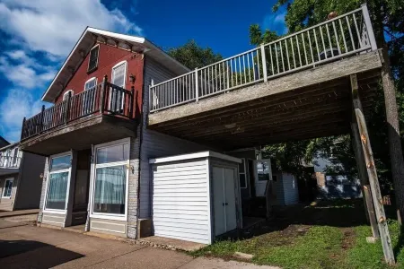 Three-Bedroom Apartment with River View