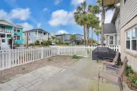 BEACH TOWNHOUSE --Pet Friendly <br>“Redfish”