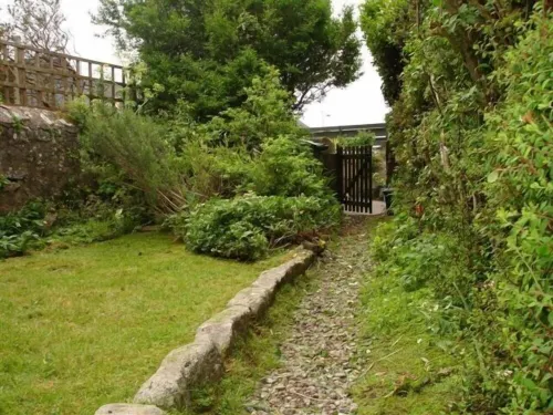 Tin Miner's Cottage Near the Coast Hotels in Pendeen