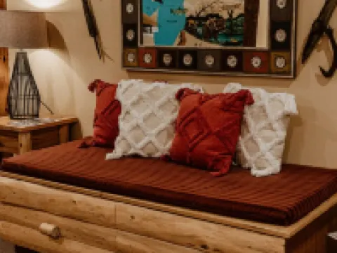 Lake Front Rustic Suite Rental Hotels in Newaygo County